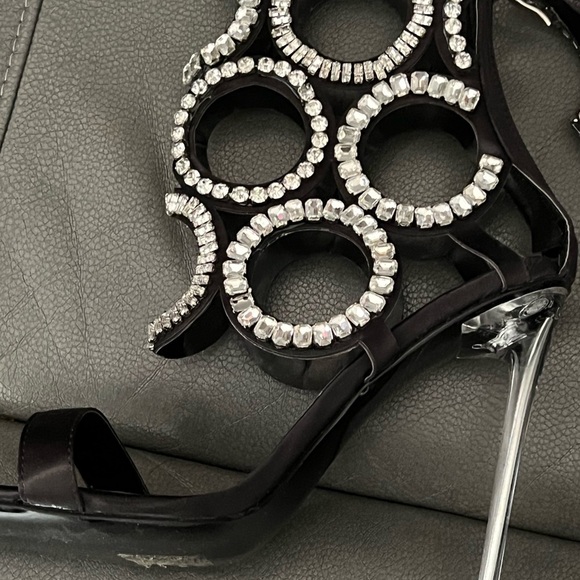 AZALEA WANG TERRA STILETTO BOOTIE SHOE- BLACK‎ - Picture 2 of 7